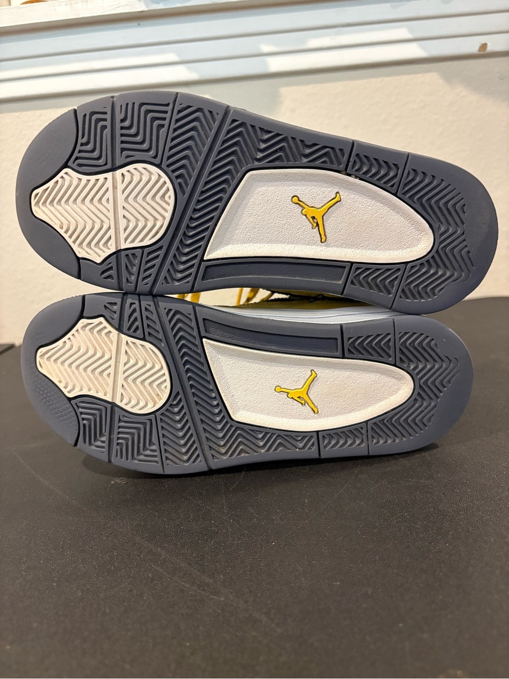 Nike Air Jordan 4 Retro PS 'Lightning' 2021 Sneakers BQ7669-700 Youth Size 2.5Y - Picture 6 of 9